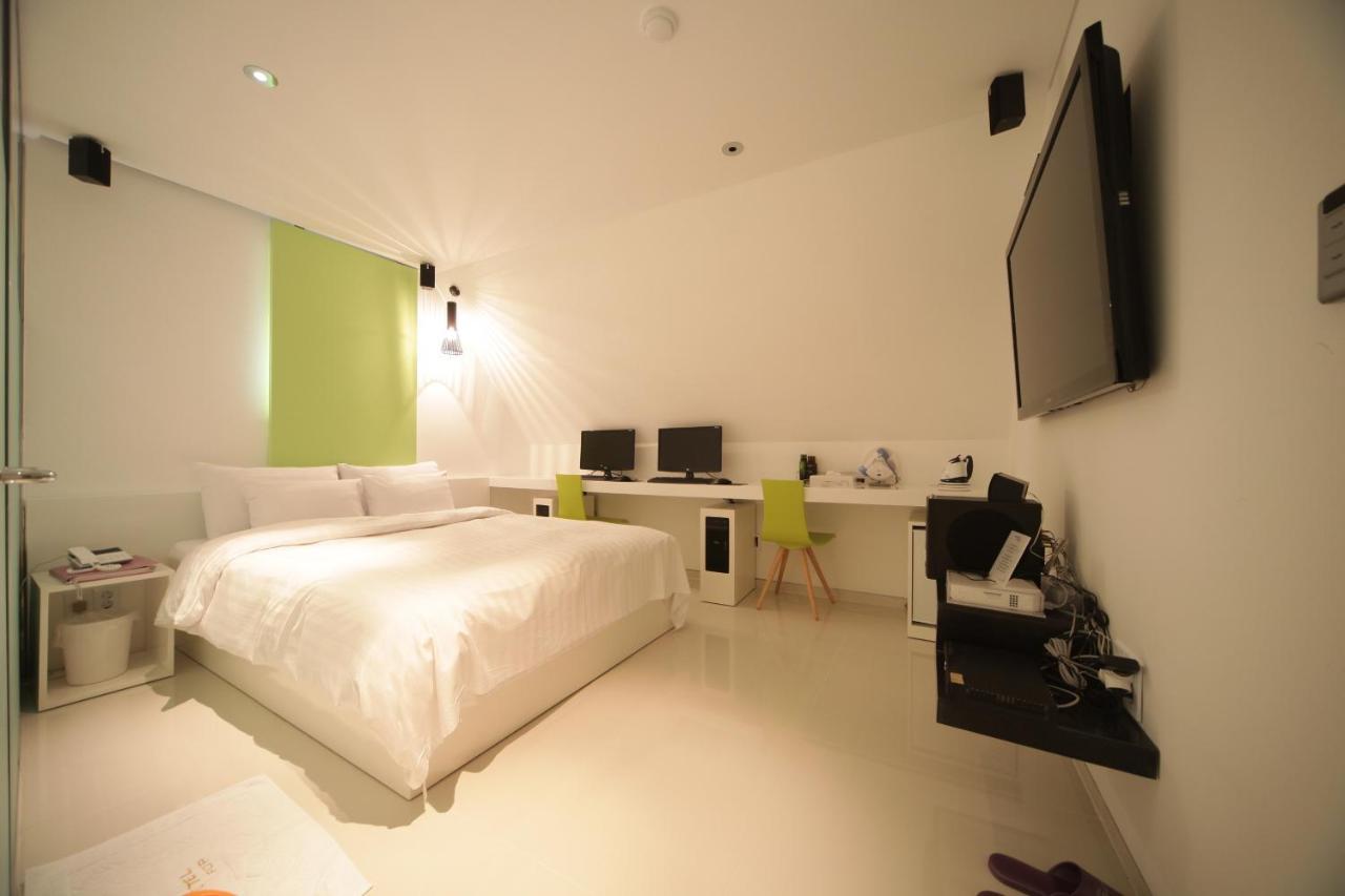 Hotel Pop Jongno Szöul Kültér fotó