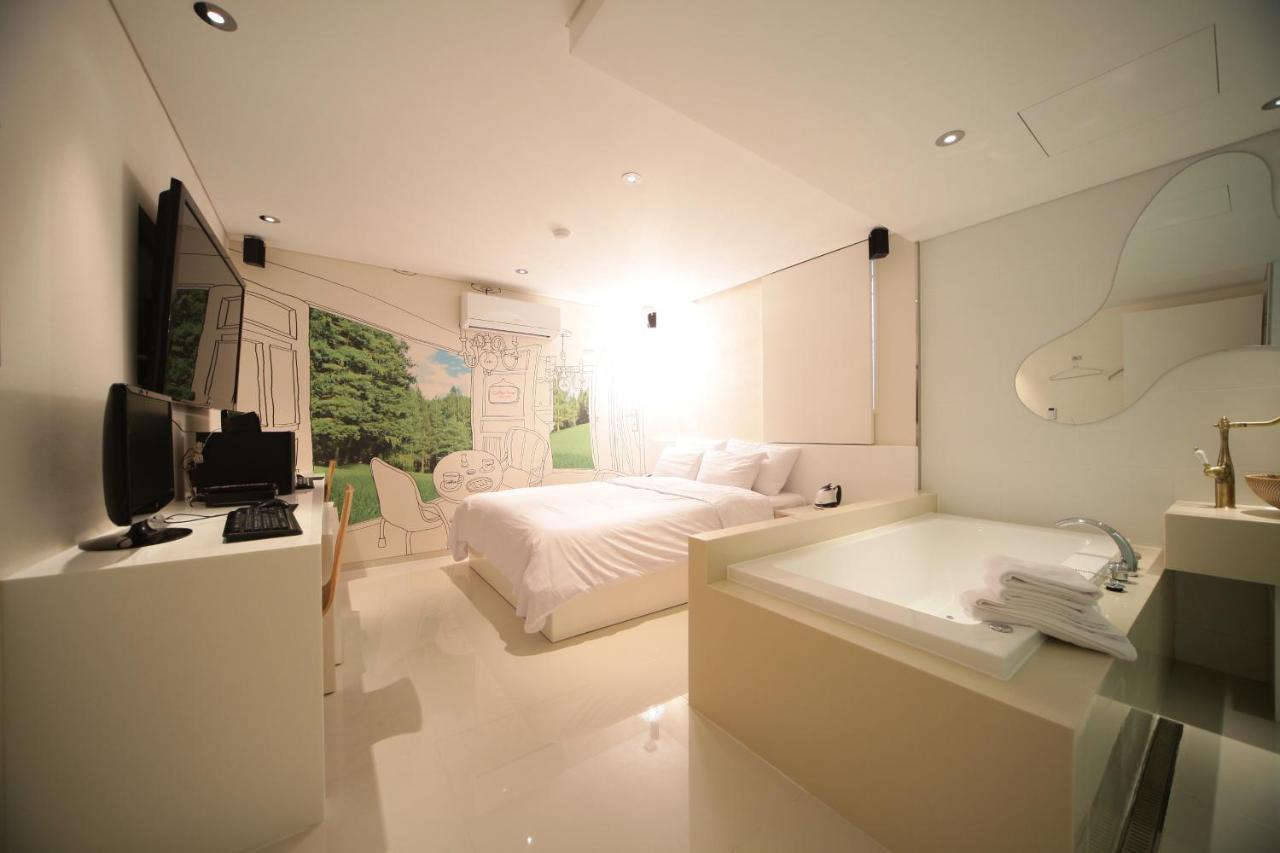 Hotel Pop Jongno Szöul Kültér fotó