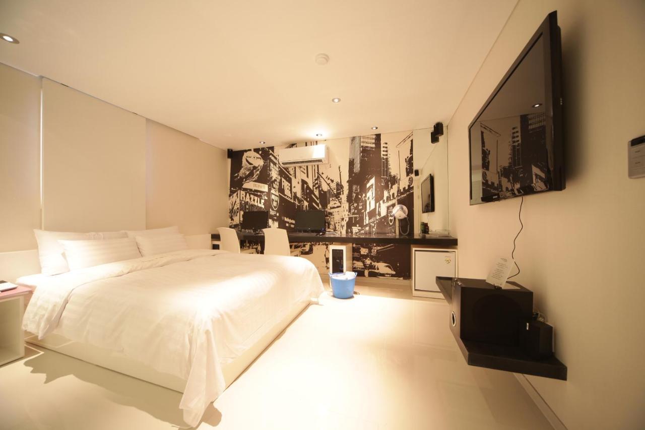 Hotel Pop Jongno Szöul Kültér fotó